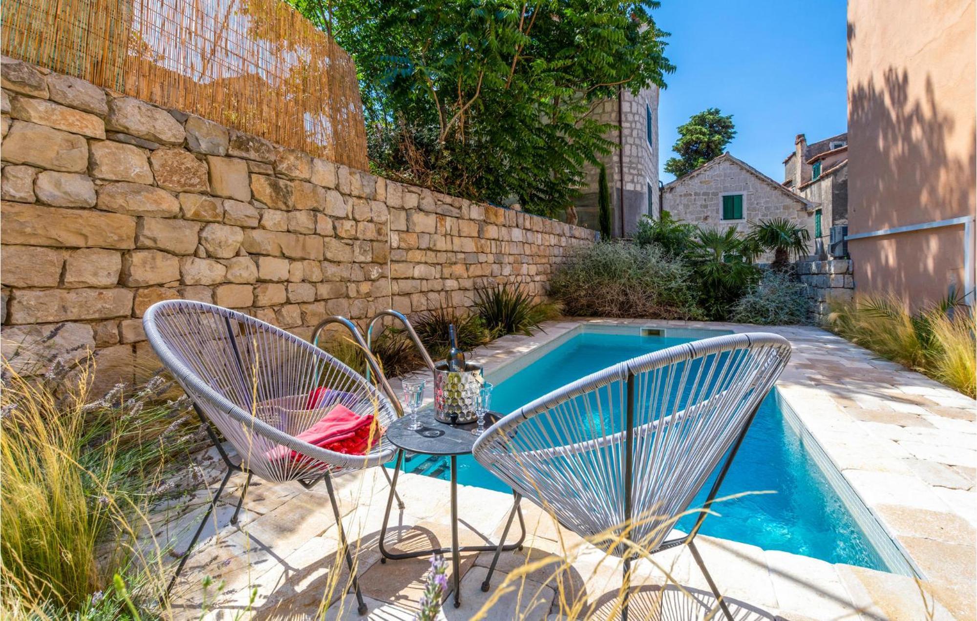 Stunning Home In Split With Outdoor Swimming Pool Exteriér fotografie